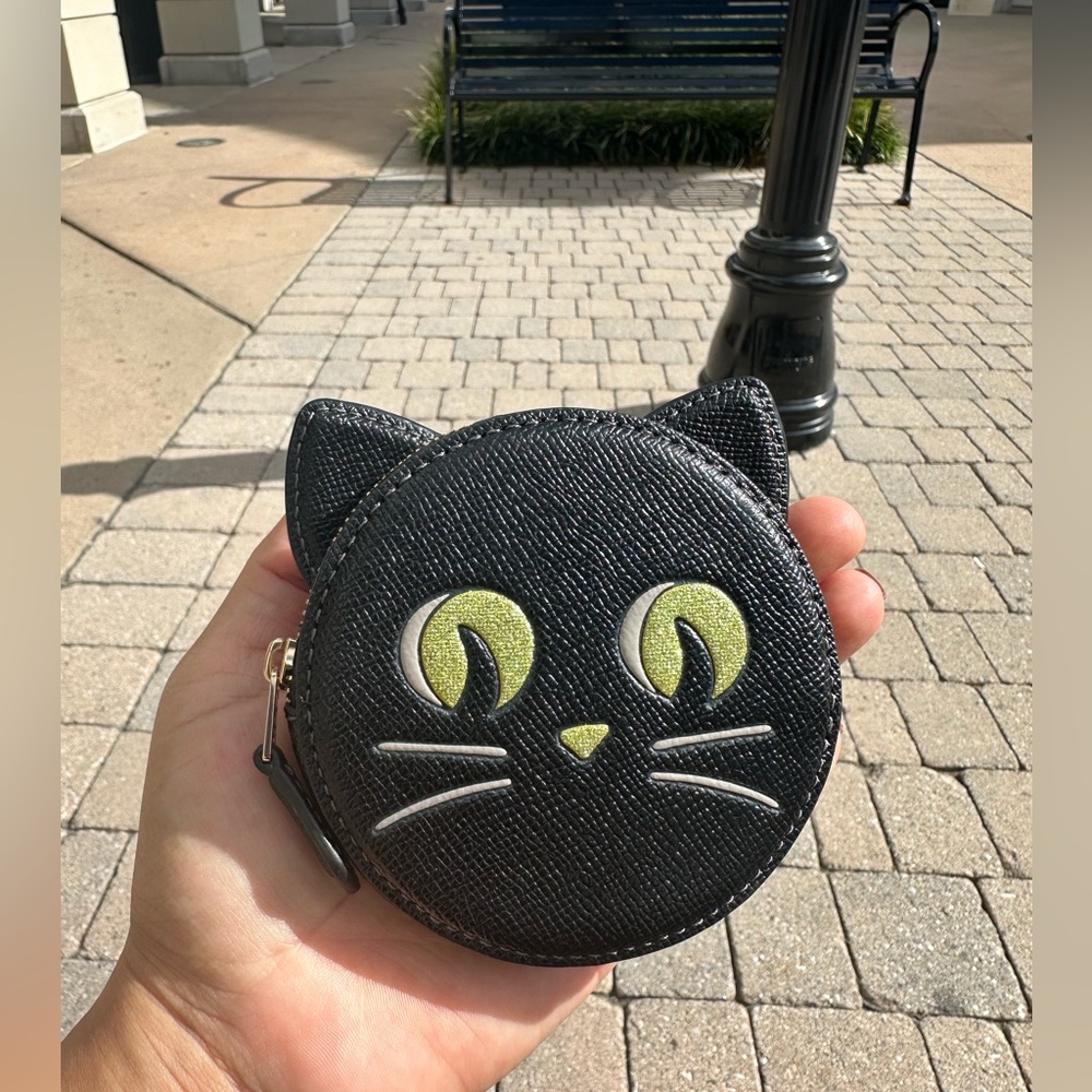 🎃🎃 COACH  COIN CASE WITH HALLOWEEN CAT